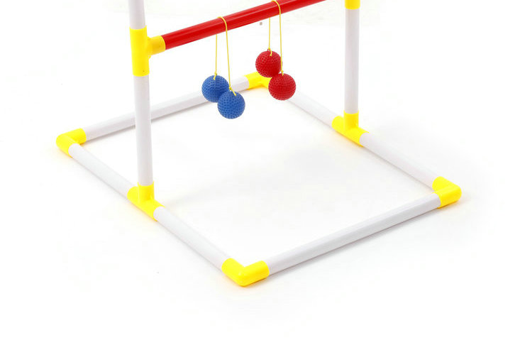Game with Ladder and Balls on String